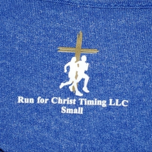 NWOT "Run and not grow weary" Isaiah 40:31 T-Shirt, 60/40 Polyester Cotton Blend - Picture 3 of 4